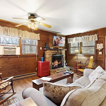 Charming Modern Cabin With Hiking Trails And Fire Pit Blowing Rock Exteriér fotografie